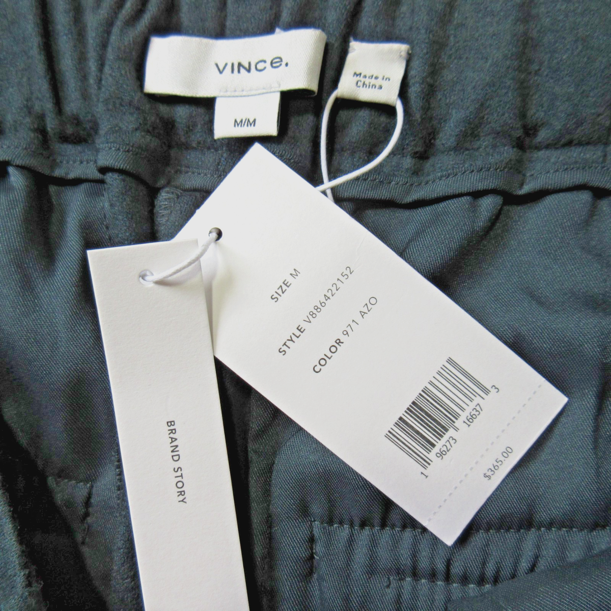 Vince Pleated Cozy Pull-on in Azure Onyx Wool Knit Ankle Crop  display picture 1