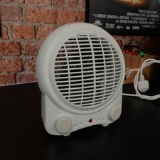 B&Q FH-101 2000W electric fan heater portable thermostat 2 heat settings