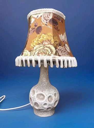 MID CENTURY CERAMIC TABLE LAMP WITH SHADE TREE DESIGN VINTAGE 1960s COTTAGECORE