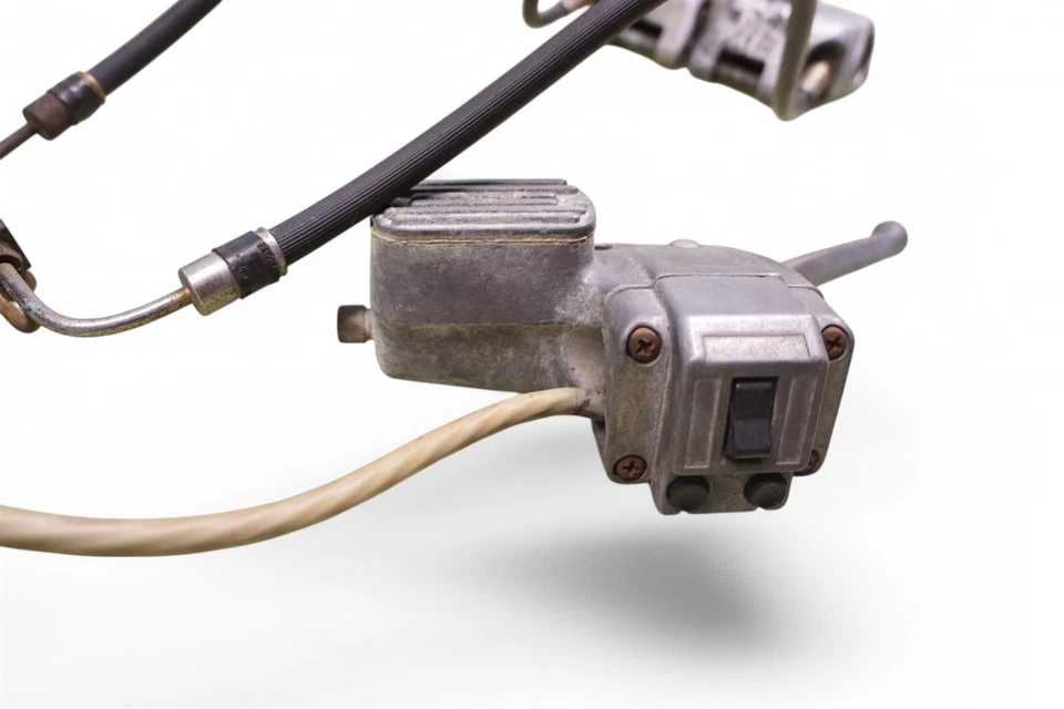 Harley Sportster Ironhead XLS 1000 XLH 1000 XLCH 1981 *2888 pinzas de freno Foto 3 de 4