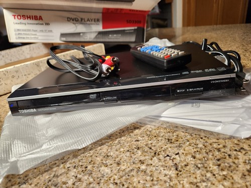 Toshiba SD3300KU DVD/CD Player Dolby Digital mit Fernbedienung, Handbuch - NEUWERTIG - Bild 3 von 7