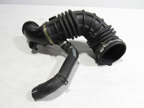18-21 Aston Martin Vantage 2019 Left Air Cleaner Intake Duct Pipe Hose Line :Y - Picture 4 of 10