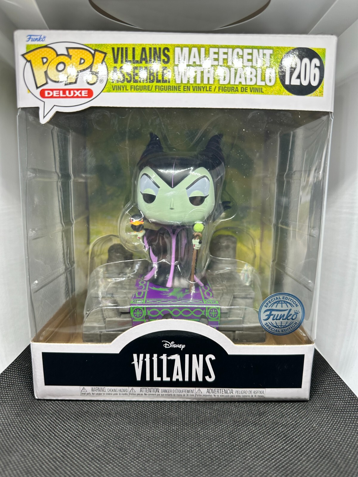 En Oferta Funko Pop! #1206 Disney Villains: Maleficent With Diablo Special Edition Nm-Mnt