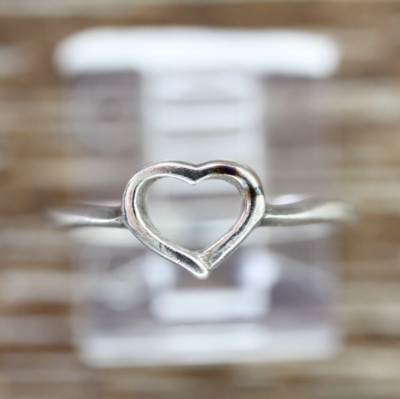 VINTAGE HEART STERLING SILVER 925 RING SZ 7.25 SOUTHWEST RETRO 
