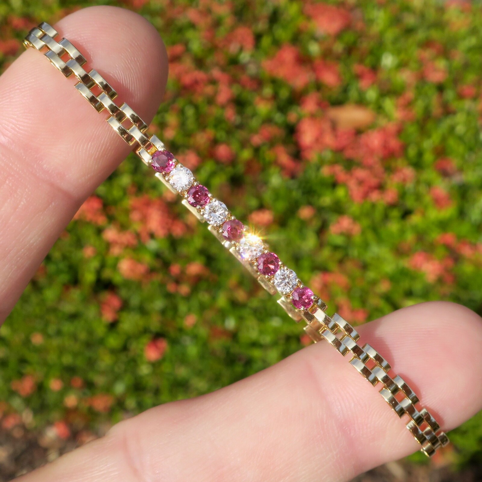 Classic 18k Solid Yellow Gold Natural Ruby and Di… - image 4