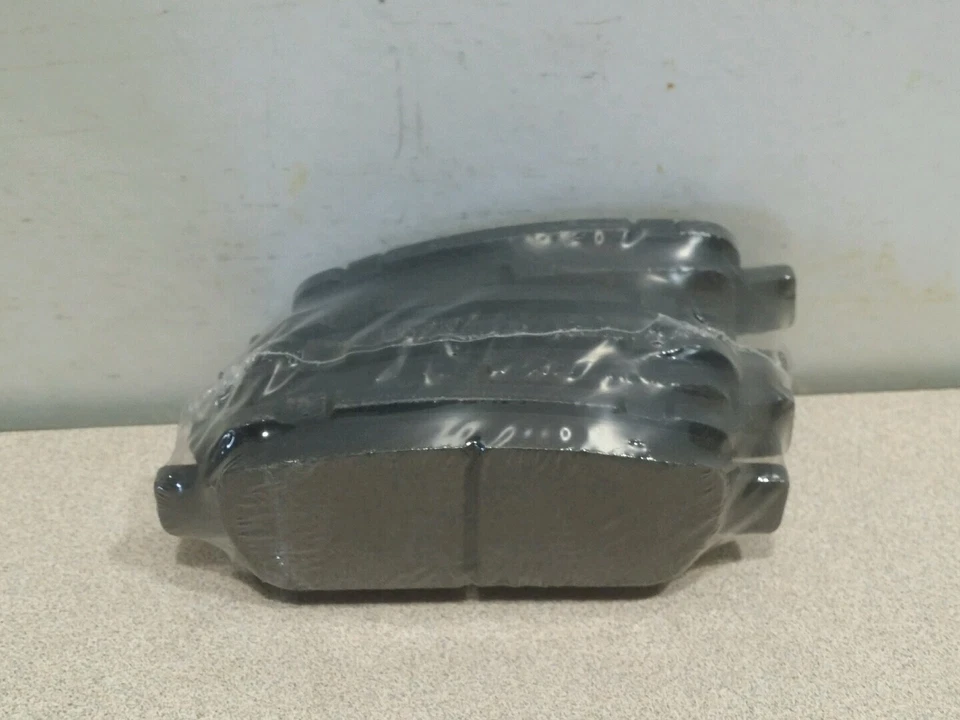 Pastilha de freio a disco Pronto LCD770 traseira compatível com Subaru Baja, Forester, Impreza, outros - Imagem 2 de 4