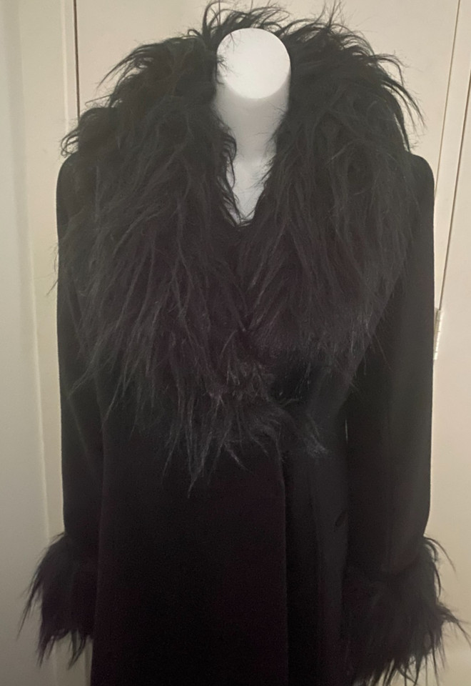 Vintage Oasis London UK10/EU 38/AU 10 Black Wool Coat w Faux Fur Trim Made in UK