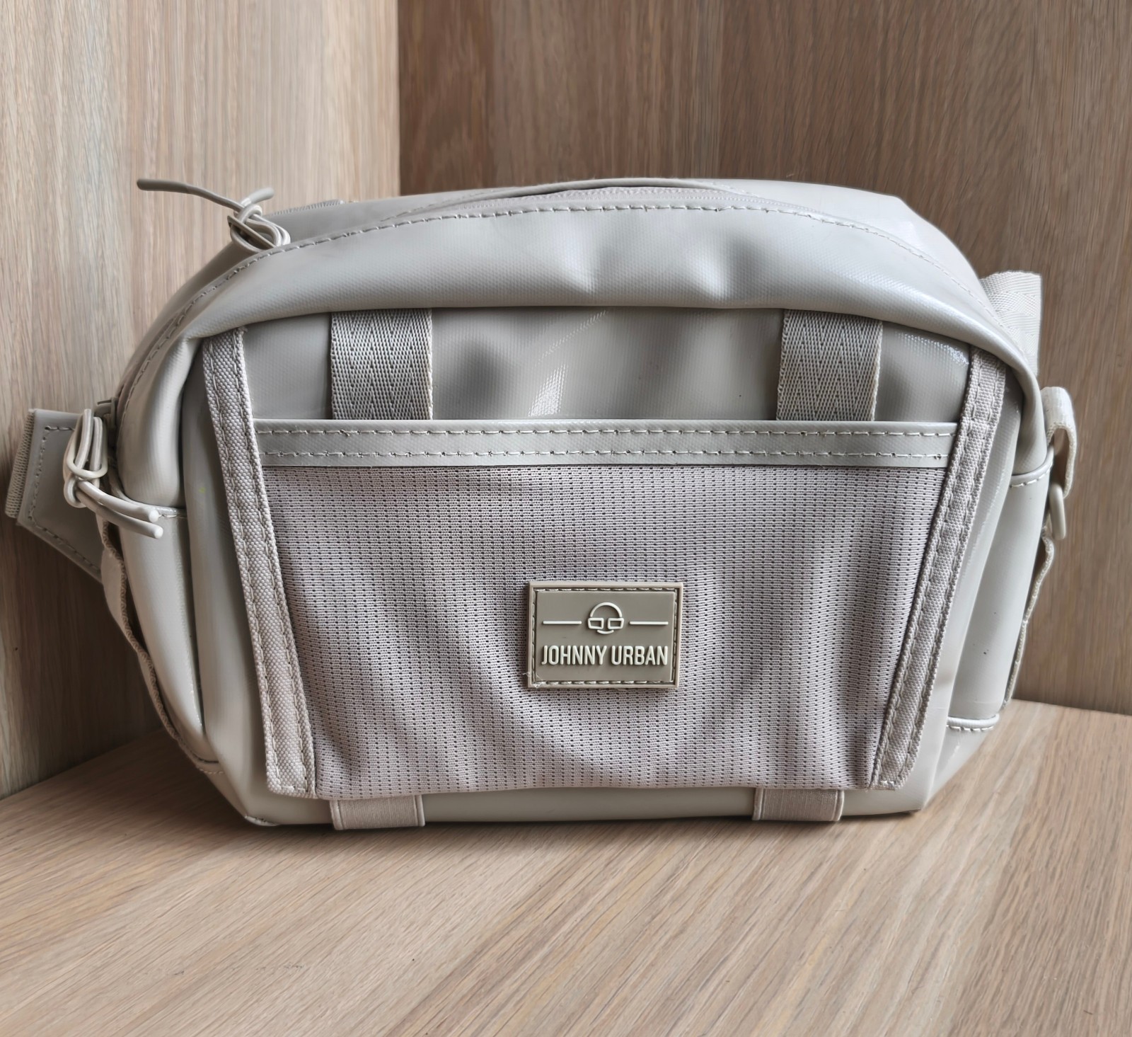 Sacoche Bandoulière Johnny Urban Nelson Sand, sac banane en toile premium robuste et imperméable