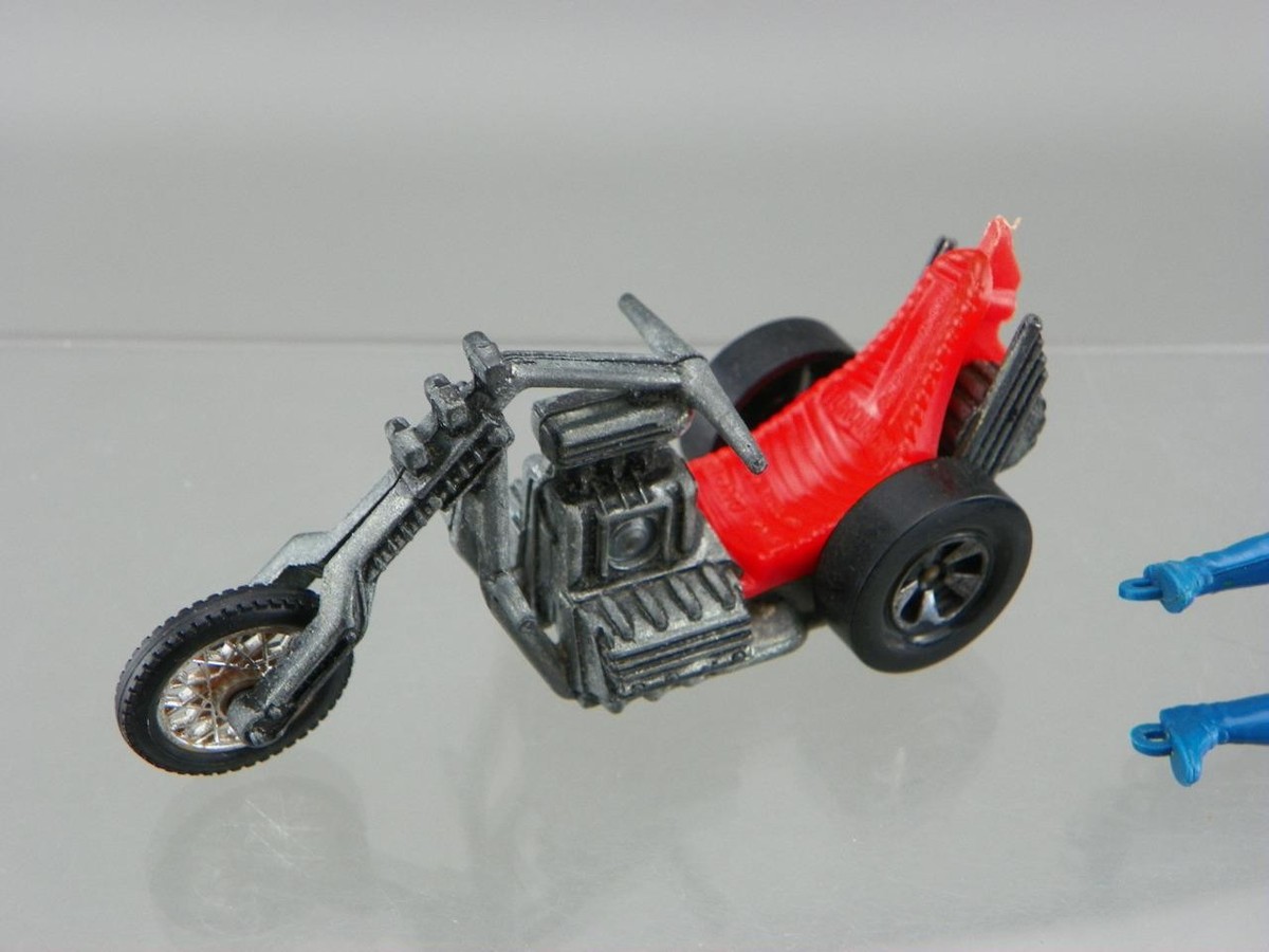 Hot Wheels Hot Wheels RRRumblers MOTOR④ Vintage 1972 Hot Wheels RRRumblers Diecast Red Torque Chop