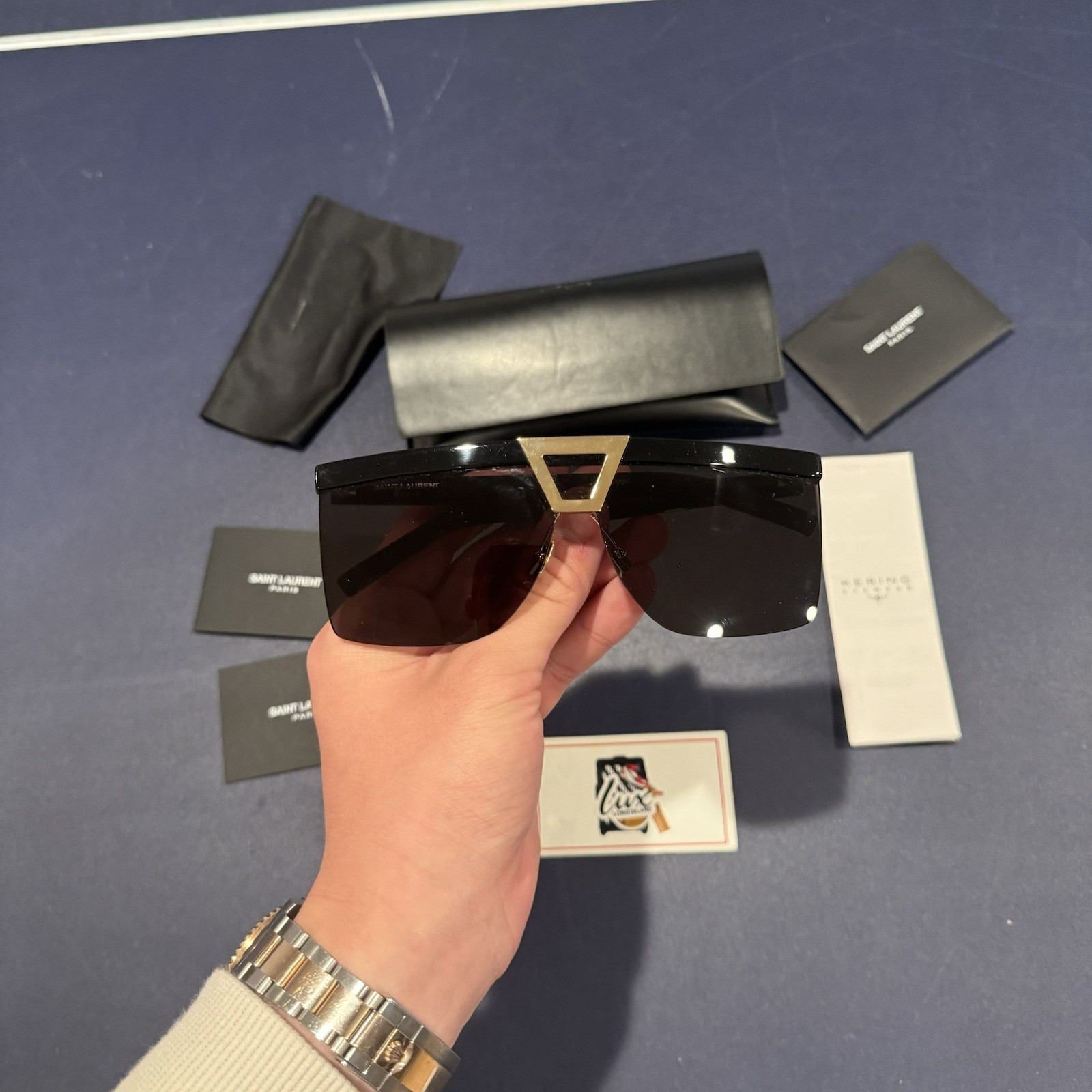 Occhiali da sole Saint Laurent SL 537 Palace al dettaglio $505 nero oro confezione originale