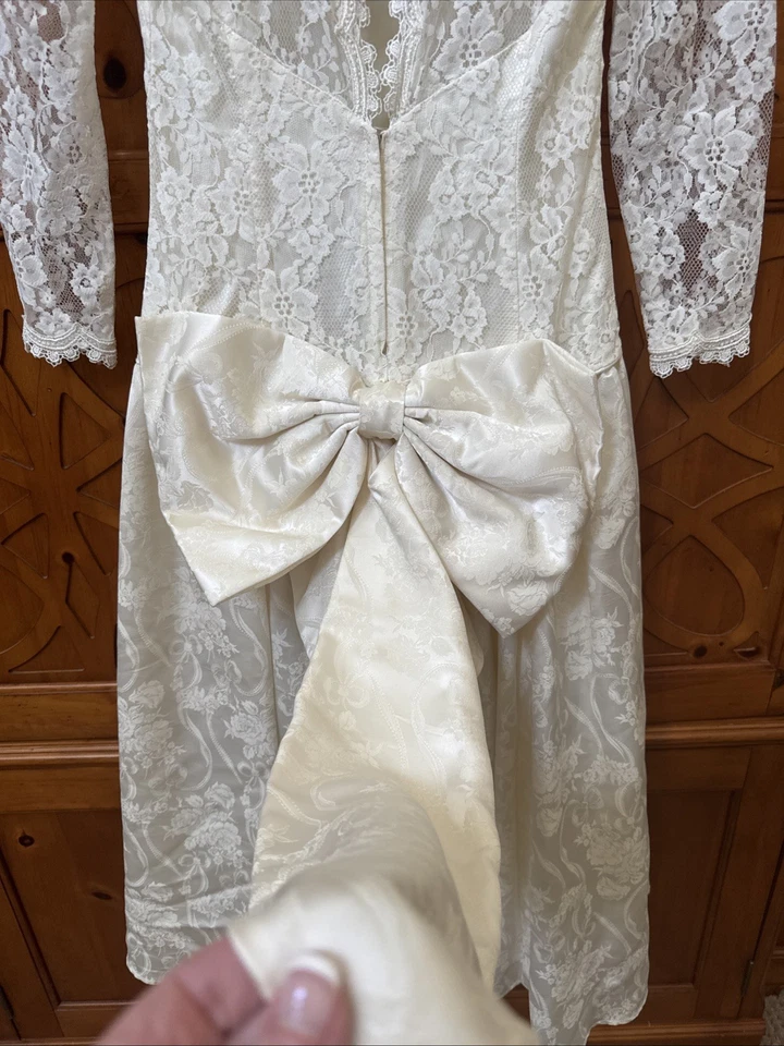 Vestido de satén vintage talla 8 Scott McClintock años 80 marfil encaje boda fiesta vestido lazo Foto 3 de 4