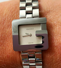 Gucci 3600L Damen Armbanduhr Quarz Swiss Made Edelstahl Silber Analog