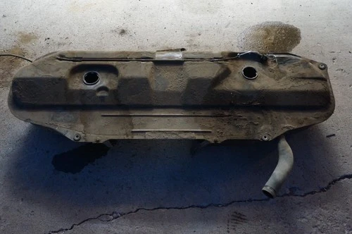 OEM BMW E30 63l Metal Gas fuel tank 88-93 325i 318i 325iX 325is 325