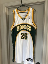 Earl Watson 2006 - 2007 White Seattle SuperSonics Game Issued/Worn Jersey 