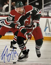 Travis ZAJAC Signed 8x10 Photo! New Jersey DEVILS LEGEND! 1000 Games! W/COA