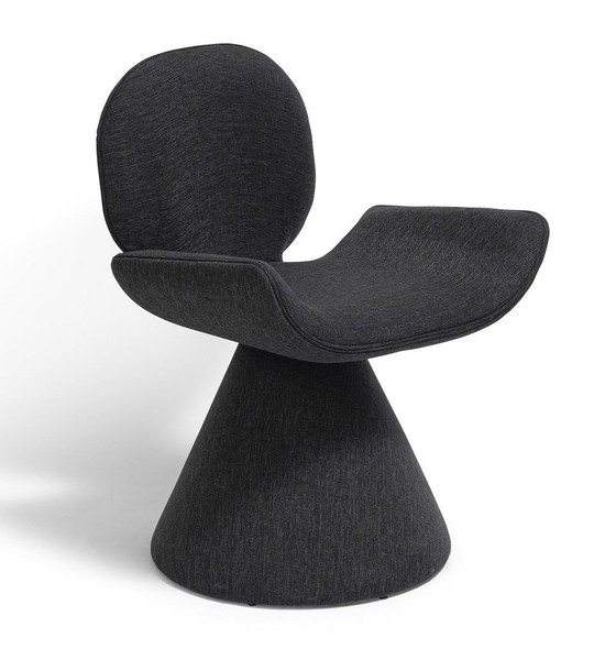 Stuhl Design Schwarz Stoff Skulptural Rund Komfort Ausdrucksstark-image