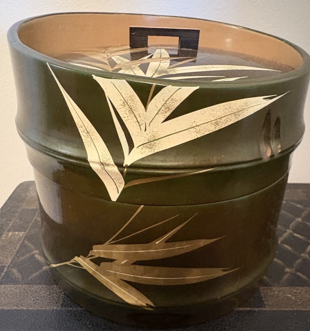 2 Layer Wood Lacquered Bamboo Gold Applied Design Brown