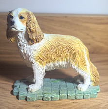 Border Fine Arts A24205 Cavalier King Charles Spaniel Blenheim Dog Figure
