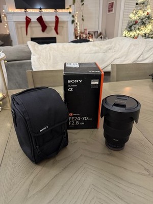 Sony 24-70mm f/2.8 GM FE Lens (SEL2470GM) + Case + Box   Excellent 