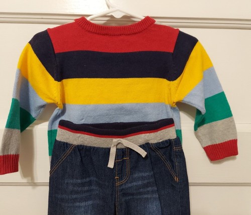 Set maglione a righe e jeans blu nuovo con etichette The Childrens Place Boy taglia 9-12 mesi - Foto 6 di 8