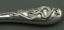 Jugendstil Fischvorleger Fisch Besteck massiv Silber Asien Drachen Dekor (321) 