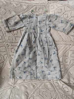 Altes langes Kleid handgenäht Puppe, Baumwolle