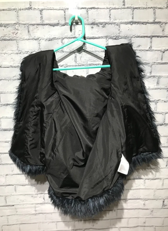 Gap Kids Girl, sz: XL, Black Faux Fur Vest With Hood, Pocket, Lined, Hook&Eye - Image 3 of 4
