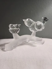 Vintage Shannon Crystal of Ireland - Large Mother & Baby Birds on Frosted Branch