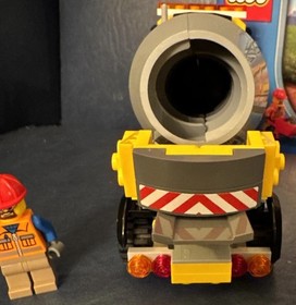 LEGO CITY: Cement Mixer ~ 60018 ~ 100% Complete with Manual ~ Retired