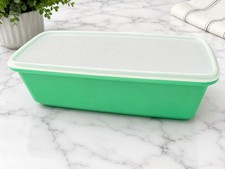 Tupperware #782-8 Vintage Bread Celery Vegeta...