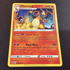 Carta Pokemon rara Charizard 025/185 Vivid Voltage quasi nuova 2020 Battle Sense