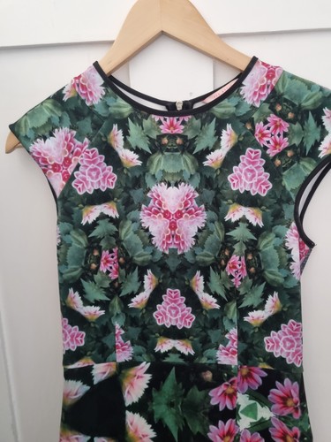 Ted Baker Natural kingdom Geo Dress size 1 UK 8 - Picture 2 of 6