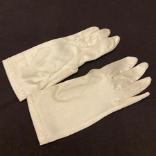  6252 Girls Shiny Nylon Dress Gloves Size M made in Hong Kong