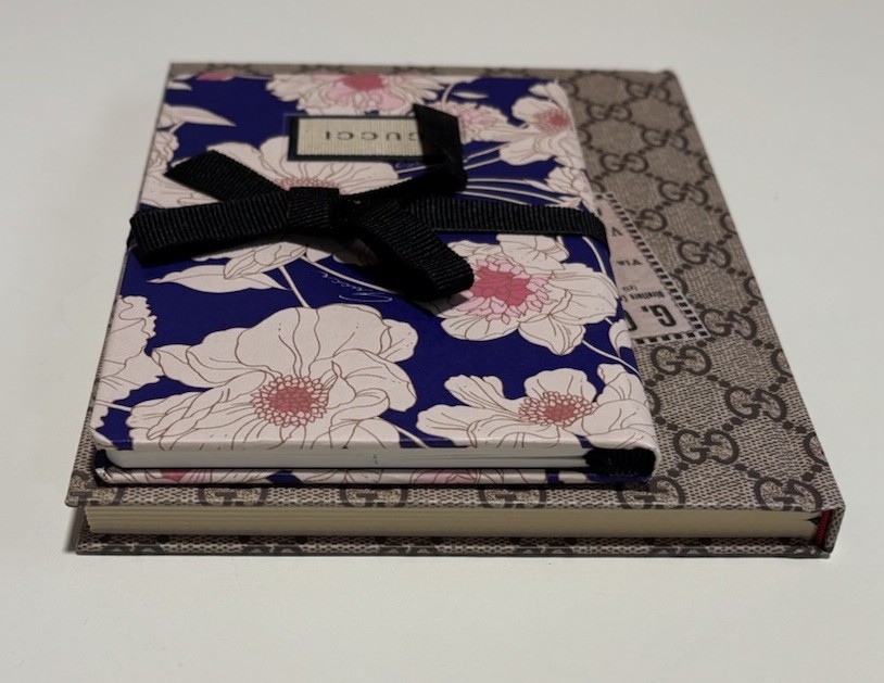 GUCCI Novelty Notebook Set of 2 Opening Commemorative and A gift