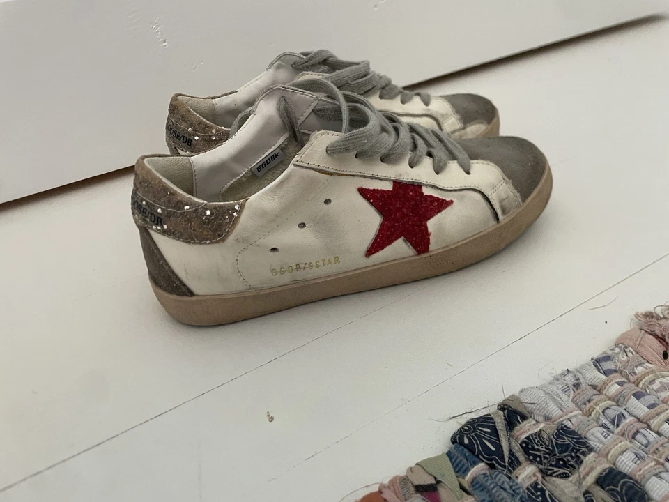 *não real* (aparência realista) Golden Goose feminino tamanho: 8 - Imagem 2 de 4