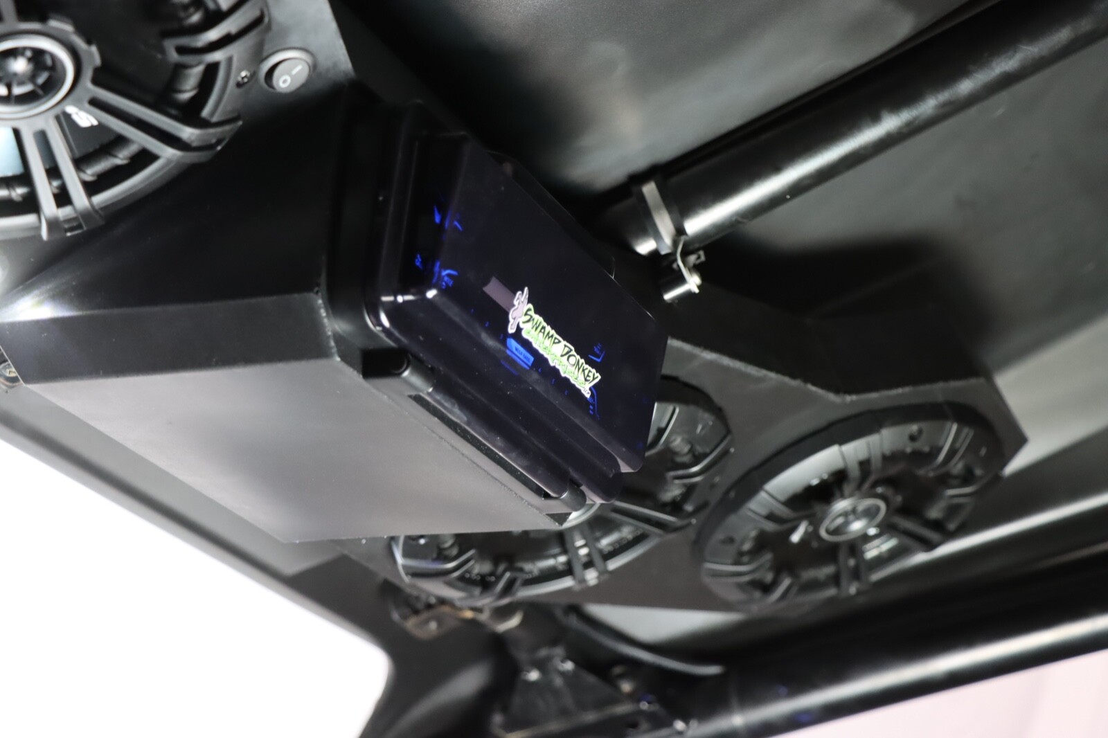 Bluetooth With 4 Kickers Yxzsk