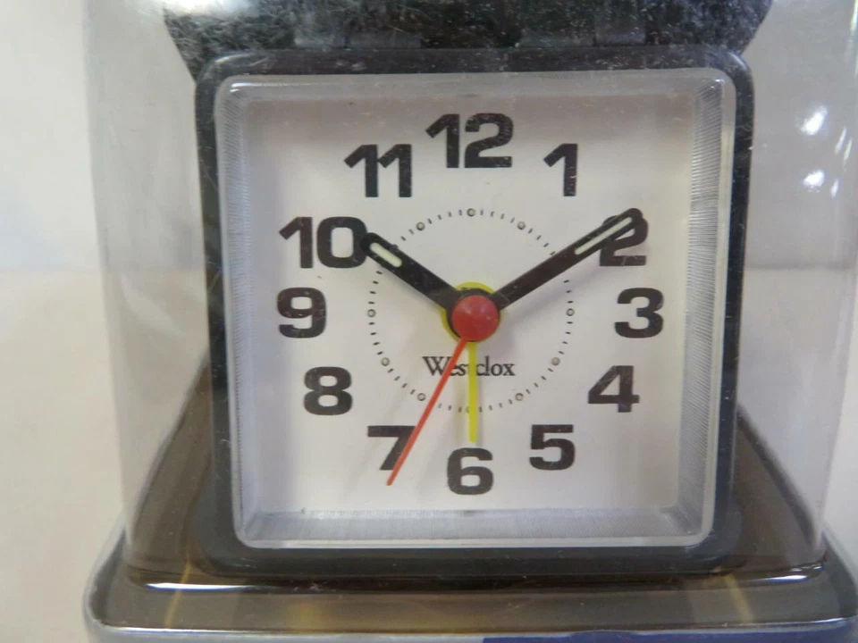 Westclox Travelite Quartz Analog Battery Clock Compact Folding Travel Case - Image 3 of 4