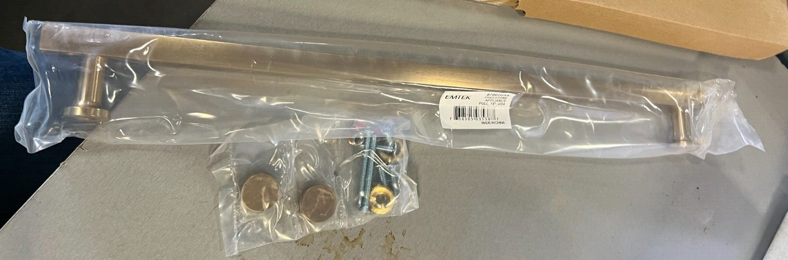 Emtek 87002US4 Modern Cabinet Pull in Satin Nickel