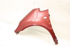 Kotflügel vorn links Mercedes A-KLASSE 160 Weinrot 1688800718 10-2001 Kotflügel vorn links Mercedes A-KLASSE 160 Weinrot 1688800718 10-2001