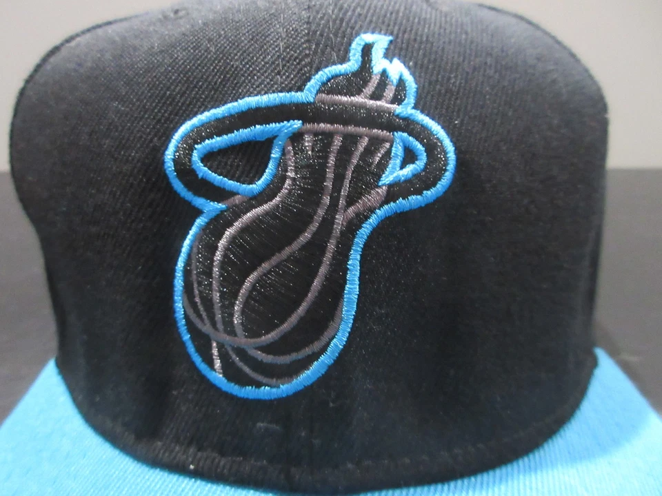 Miami Heat Hat Cap Snap Back Black Blue NBA Basketball Logo Adidas Mens - Image 2 of 4