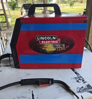 Lincoln Electric Weld-Pak 3200HD 