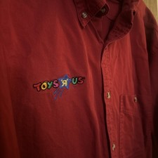 Toys R Us Shirt Work Uniform Button Down Men’s XL 90s 2000s Y2K Vintage Red Mens