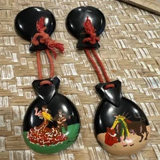 2 Lovely Vintage Spanish Castanets Beautifully Hand Painted Bull And Dancer 
