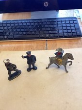 3 vintage Barclays etc lead figures. 2 broken 1 worn paint.
