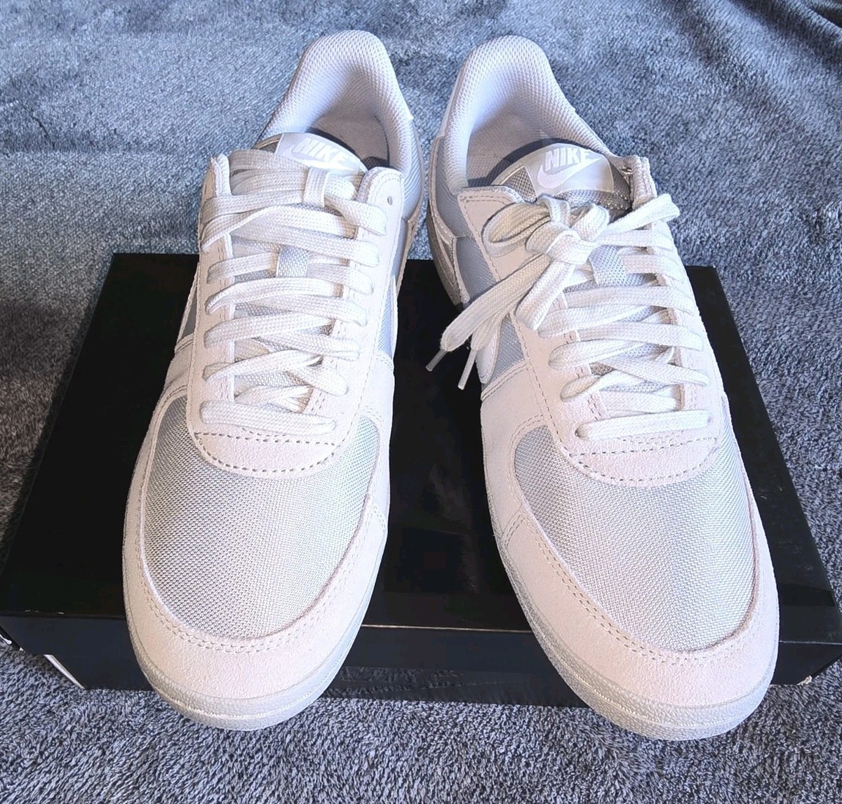 Nike Field General 