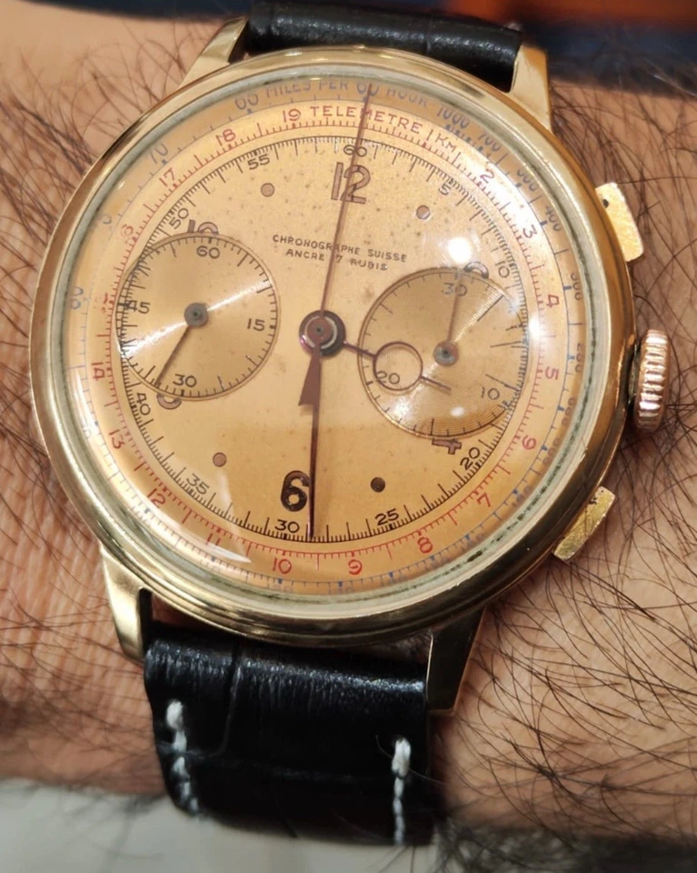 Vintage Swiss Jumbo Chronographe Suisse - Landeron - Pontife Hands & Salmon Dial - Image 4 of 4