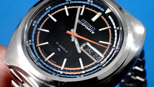 Serviced Seiko 5 SPORTS Vintage '72 Automatic 21J Day Engl/Kanji Date 7019-6040