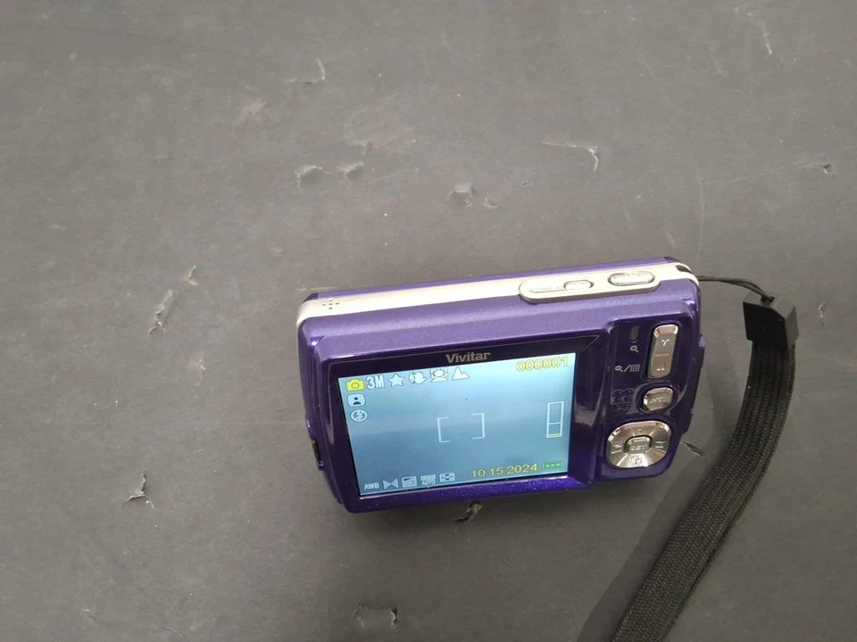 Vivitar Vivicam F332 Purple Digital Camera 4x Zoom - Image 4 of 4
