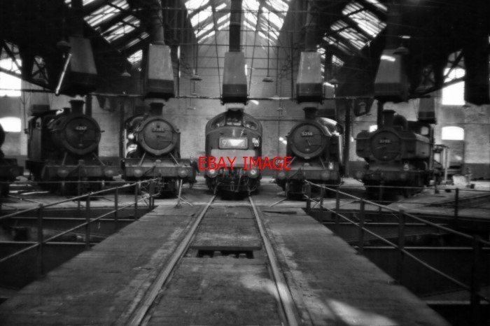 photo-aberdare-loco-shed-locos-7205-5256-3796-in-1965-ebay