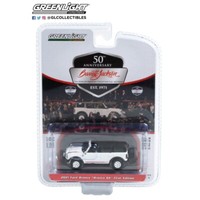 "Greenlight 37270-F Ford Bronco \"Bronco 66\" First Edition Weiss 2021 - 1:64"